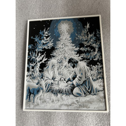 Weihnachtskrippe im Winterwald