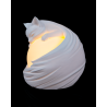 Weiße Katzenfigur als dekorative Lampe mit leuchtendem Innenraum und RGB-Beleuchtung