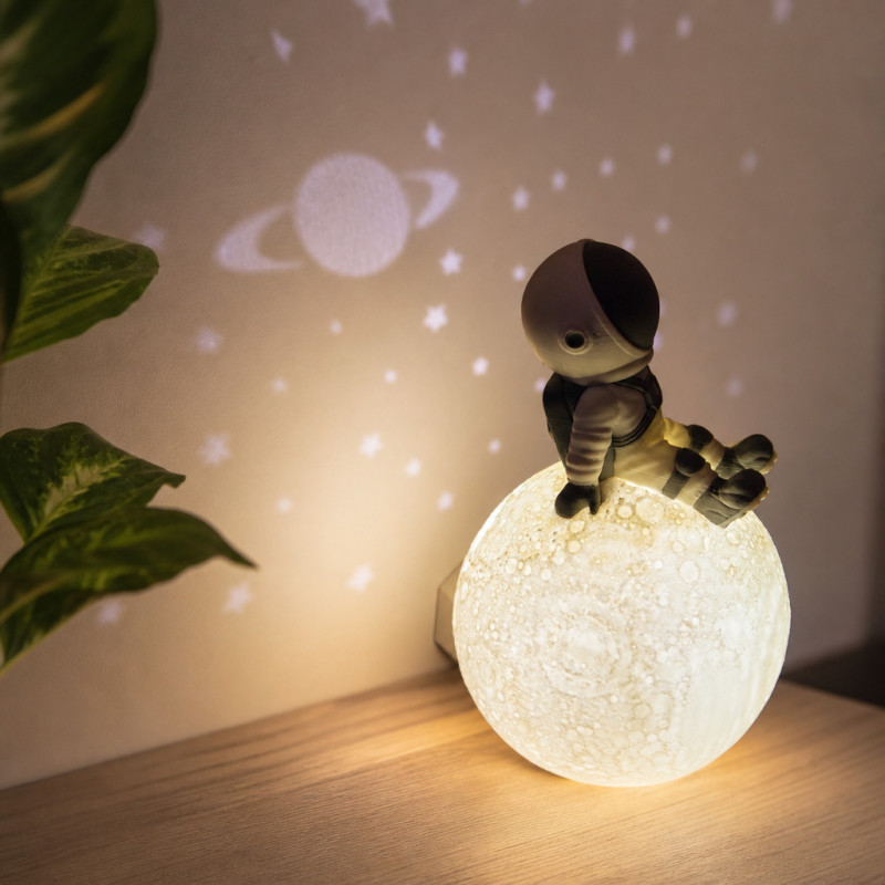 Nachtlicht "Astronaut auf dem Mond" – Nachtlicht Astronaut auf dem Mond