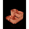 Modularer Kosmetik-Organizer in Roségold-Optik mit mehreren herausnehmbaren Einsätzen und Fächern für Make-up und Pinsel.
