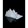 Weißes architektonisch inspiriertes Dekoobjekt in Form des Sydney Opera House auf flacher Basis