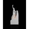 Dekorative Freiheitsstatue Lampe mit RGB-Beleuchtung in aufgebrochener Basis mit Schriftzug United States of America