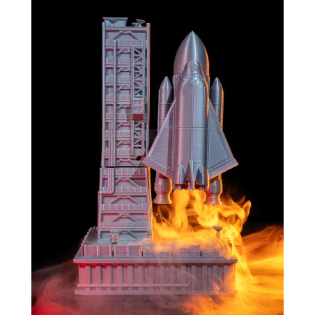 Silbernes Spaceshuttle mit gelber Beleuchtung und Nebelfunktion