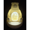 Bären-Lampe mit warmweißem LED-Licht und winterlicher Szenerie