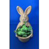 Osterhase mit Becher – dekorative Osterdeko
