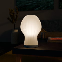 Lampe Polar als moderne RGB-LED-Dekolampe mit warmem Licht