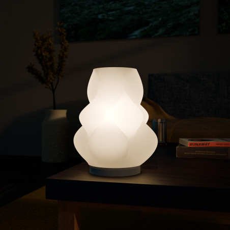 Weiße LED-Dekolampe Blütenlicht mit weichem RGB-Licht